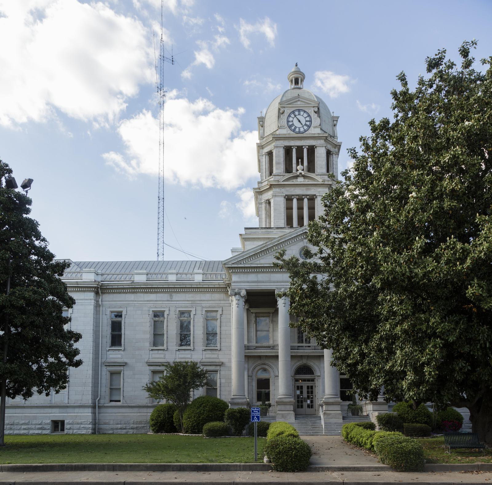 Leflore County Courthouse in Greenwood, Mississippi